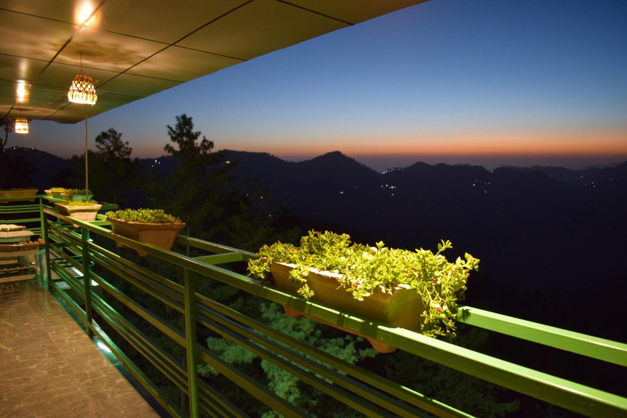 Valley View Resort Mashobra - Best Holiday Home For Vacations Shimla Bagian luar foto