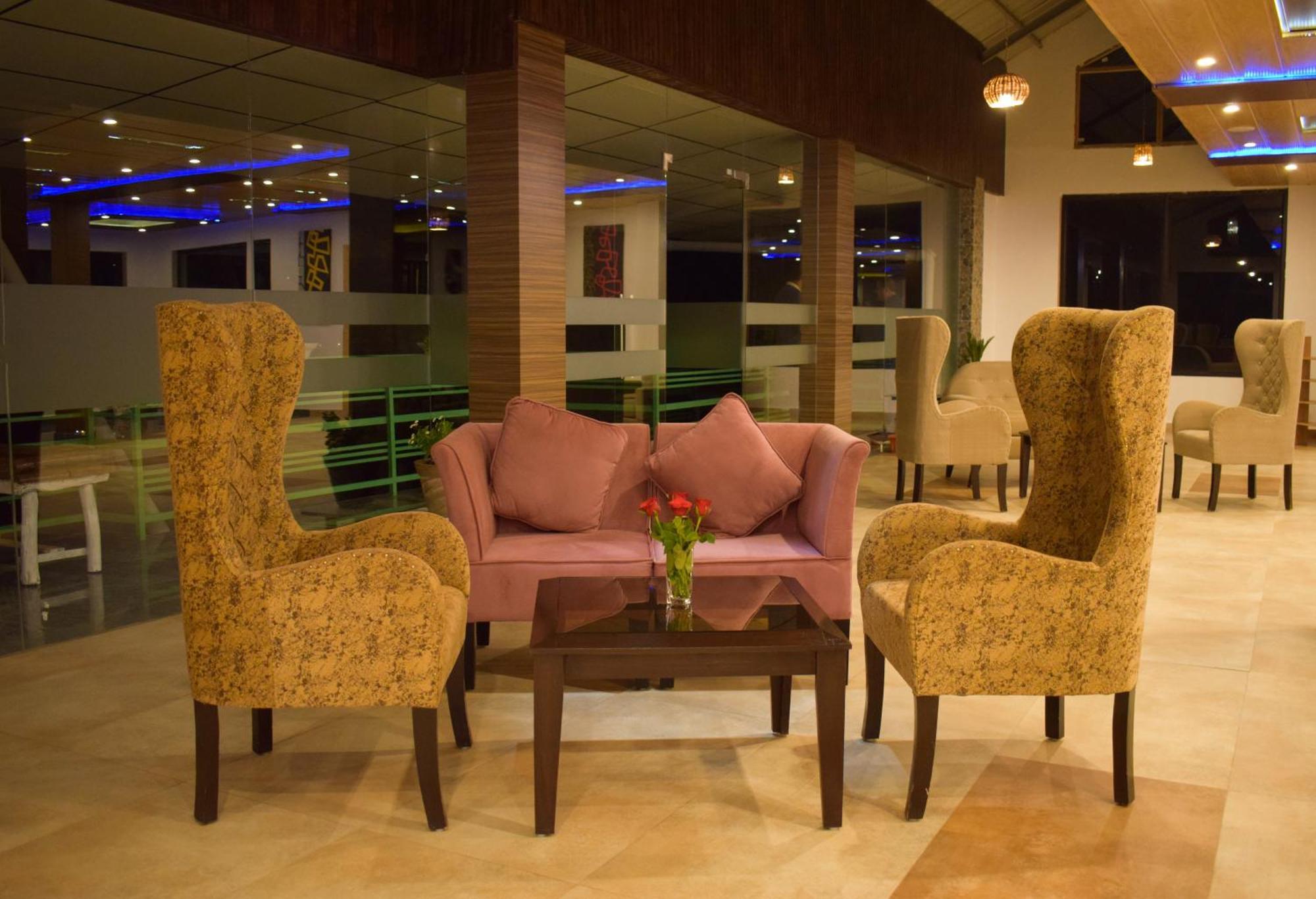 Valley View Resort Mashobra - Best Holiday Home For Vacations Shimla Bagian luar foto